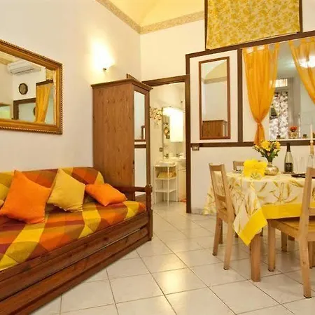 Otel In Celestino
