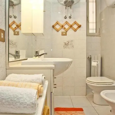 Otel In Celestino