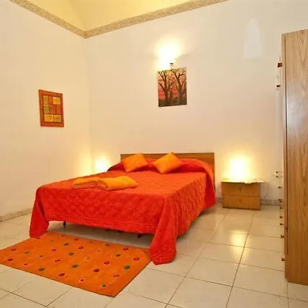 Otel In Celestino